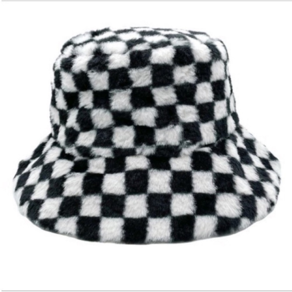 Checkered Faux Fur Bucket Hat NEW black white